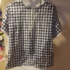 Gingham short sleeve top